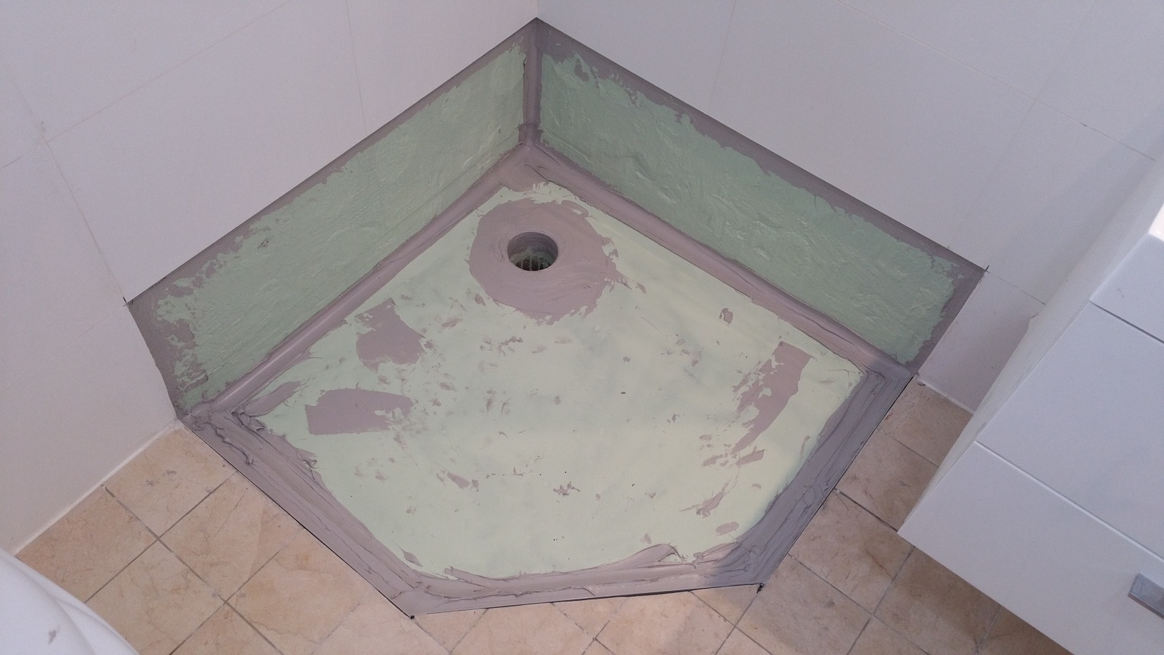 Large-format tiled floor